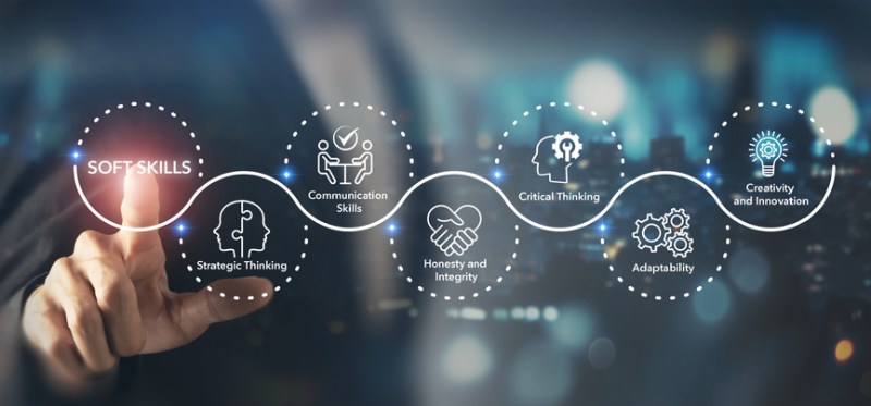 Soft skills (human skills), the value of the human in the age of AI. Interfacing with icons representing essential soft skills such as communication, critical thinking, adaptability, and integrity.